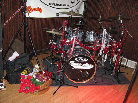 leons-feb14-09 002